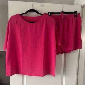 NWOT Women's Pink Short  Set size L